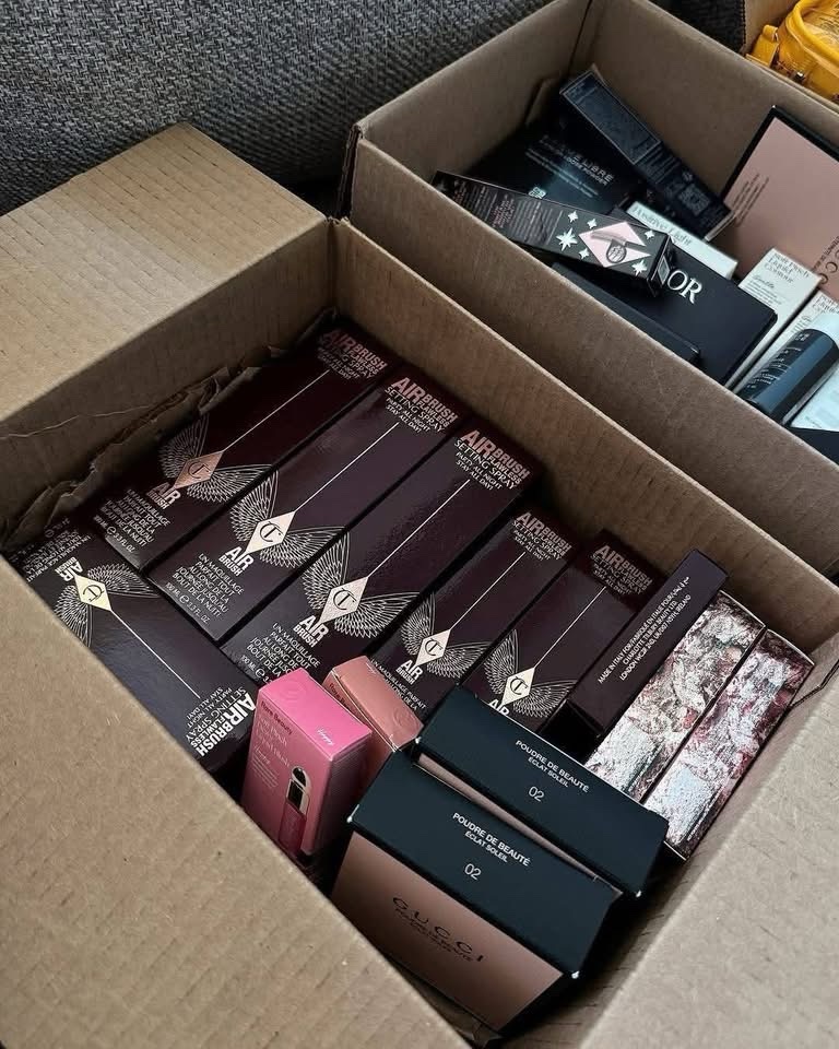 Cosmetics and Beauty Pallets - Image 4