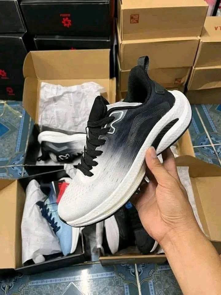 Sport Shoes Pallet