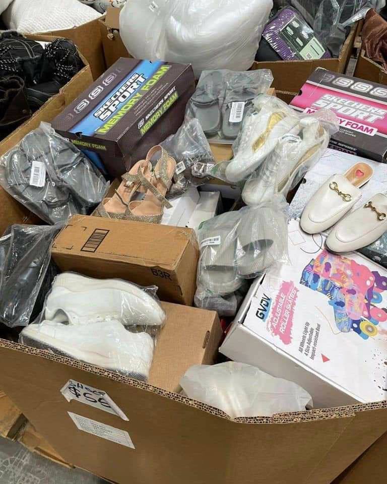Overstock Shoes Pallets - Image 6