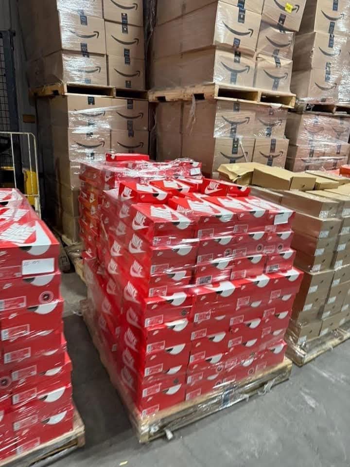 Nike Shoes Pallet - Image 9