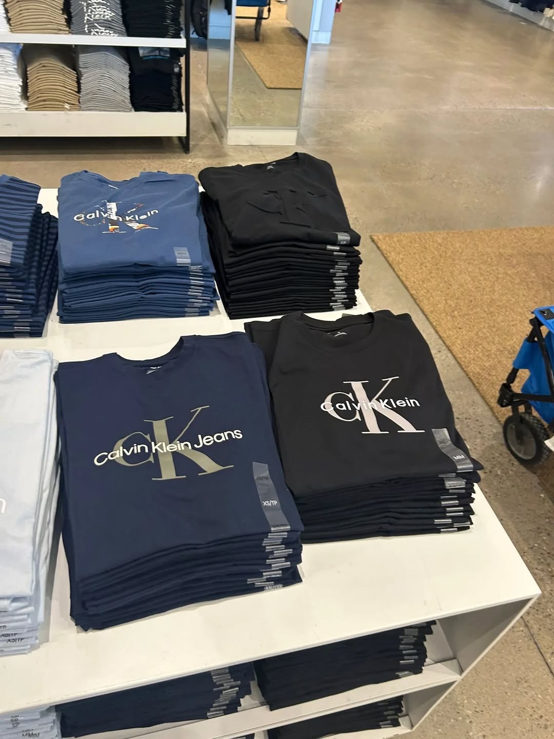 CALVIN KLEIN T-SHIRTS